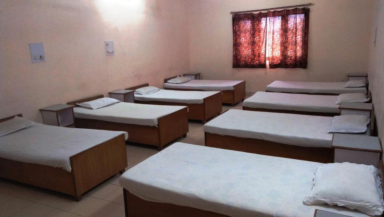Pops Resort Palampur Luaran gambar
