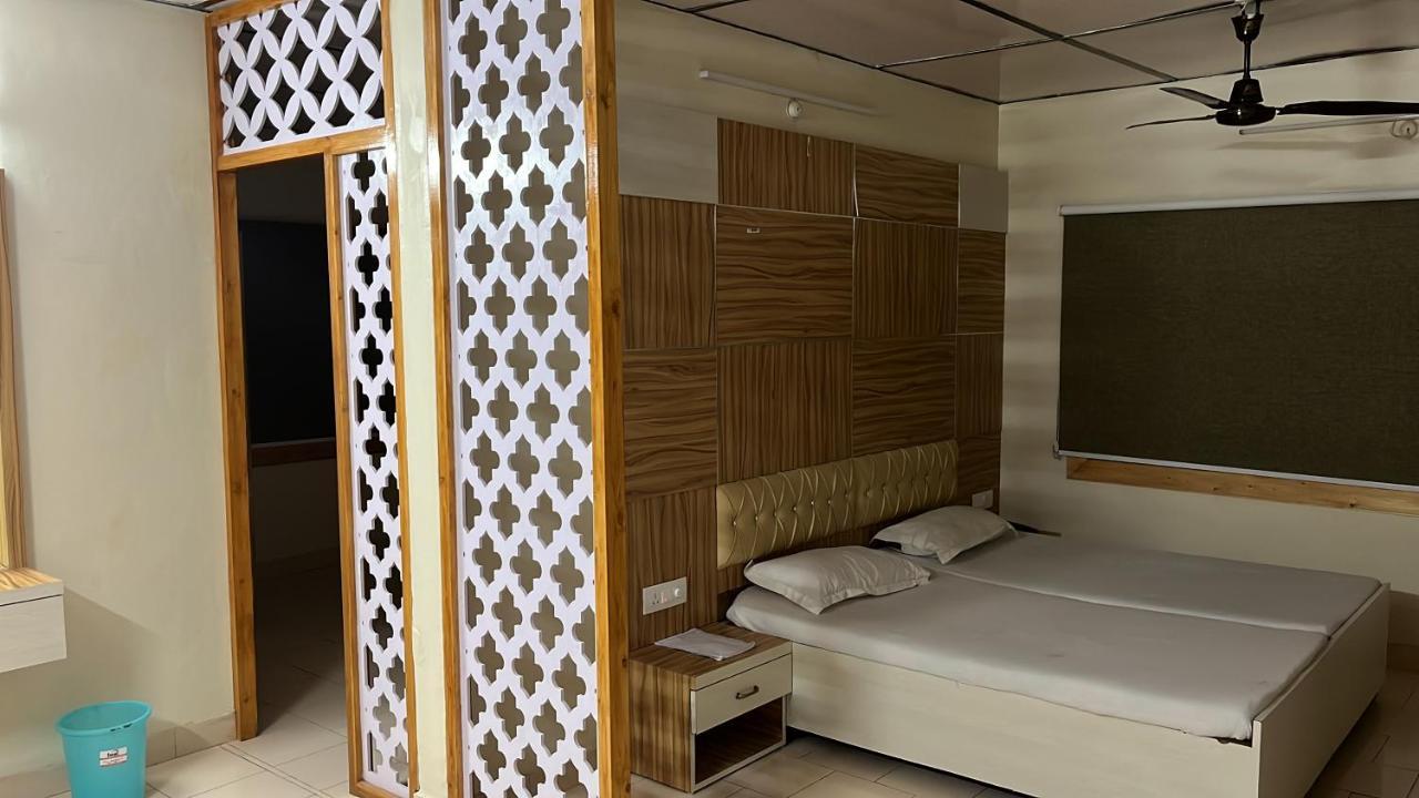 Pops Resort Palampur Luaran gambar