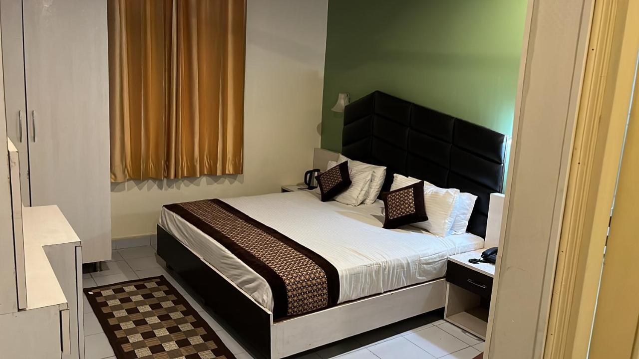 Pops Resort Palampur Luaran gambar