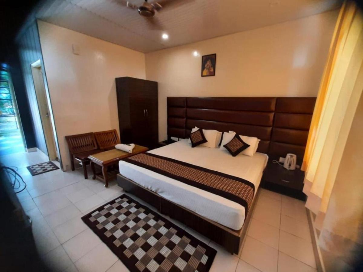 Pops Resort Palampur Luaran gambar