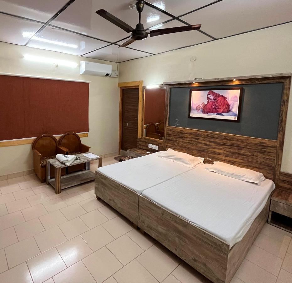 Pops Resort Palampur Luaran gambar